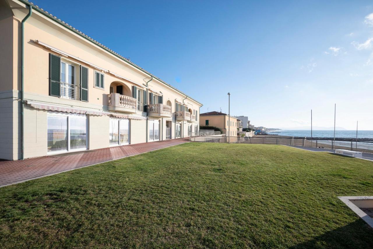 Il Faro Appartamenti San Vincenzo Exterior foto